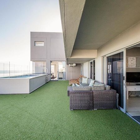 Infinity Self Catering Apartments Bloubergstrand Exterior photo