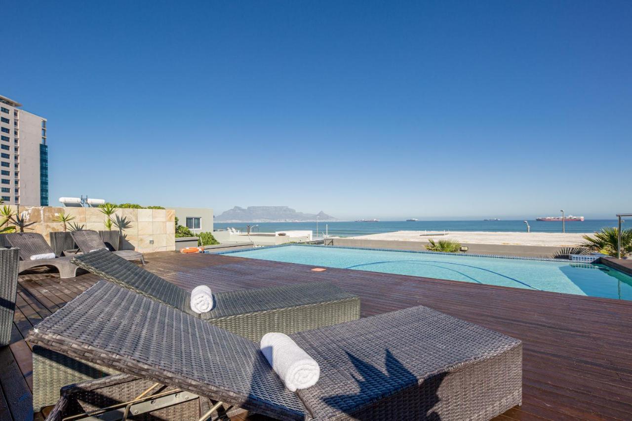 Infinity Self Catering Apartments Bloubergstrand Exterior photo